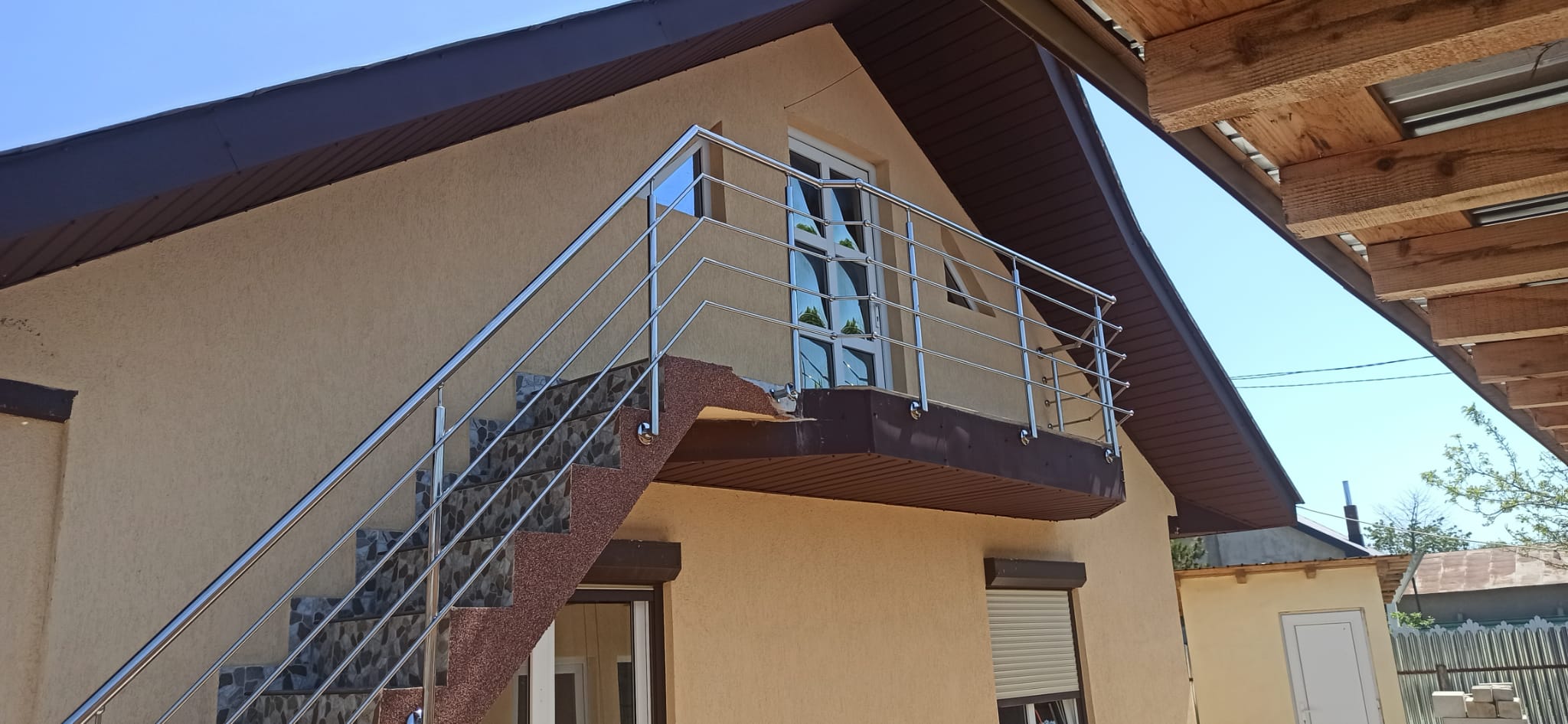 Balustrade din inox scara si balcon cu prindere laterala · Costache Negri · Galați