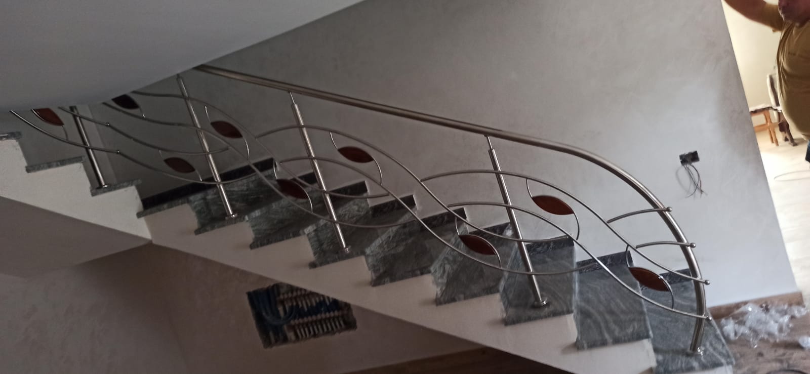 balustrada inox Scări Interioare Model Frunzulite Tecuci, Galați